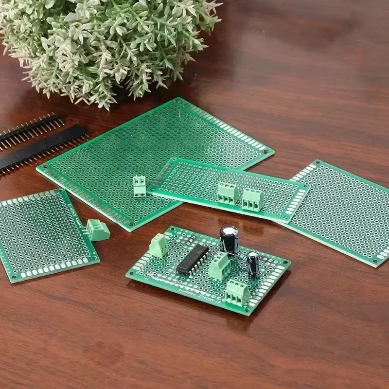 Universal PCB Circuit Protoboa - Diy Electronics Breadboard のレビューと価格